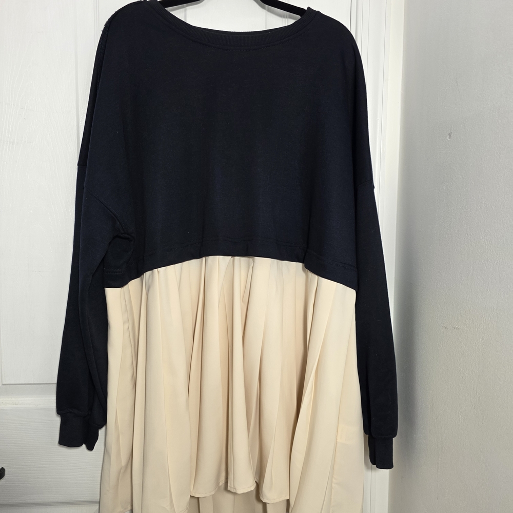 Docurity Black and Cream Two-Tone Sweatshirt Skater Dress Large PTP 27" - Picture 4 of 6